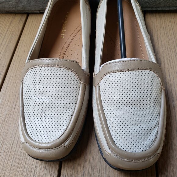 BNWT - IOB EASY SPIRIT All Aboard leather in Taupe / Ivory (5.5) - Picture 1 of 7